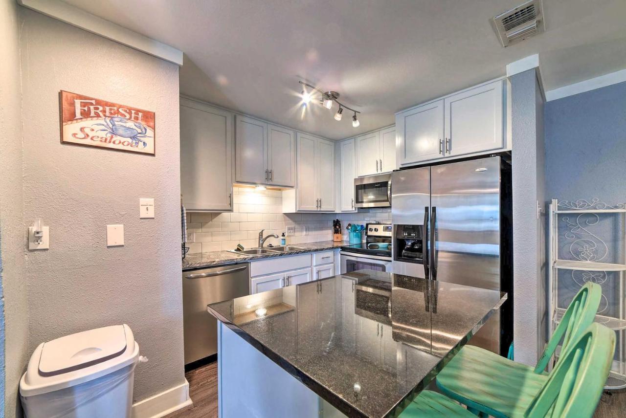 Port Aransas Condo With Outdoor Pool - Pets Welcome! Mustang Beach ภายนอก รูปภาพ