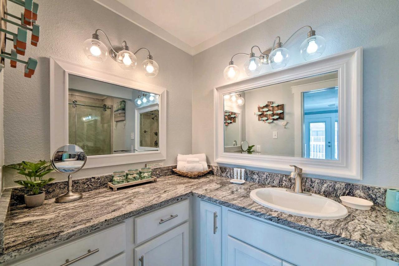 Port Aransas Condo With Outdoor Pool - Pets Welcome! Mustang Beach ภายนอก รูปภาพ
